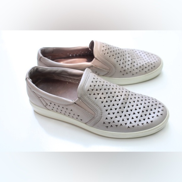 Ecco soft slip on shoes - Picture 9 of 12